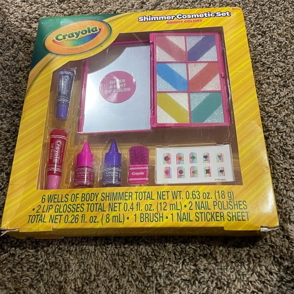Crayola shimmer cosmetic gift set,12 piece set - Picture 1 of 1